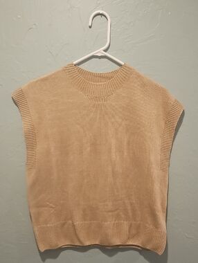 Beige Knit Sleeveless Sweater Vest